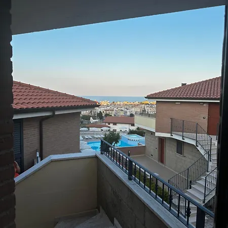 公寓 La Piazzetta 托尔托雷托